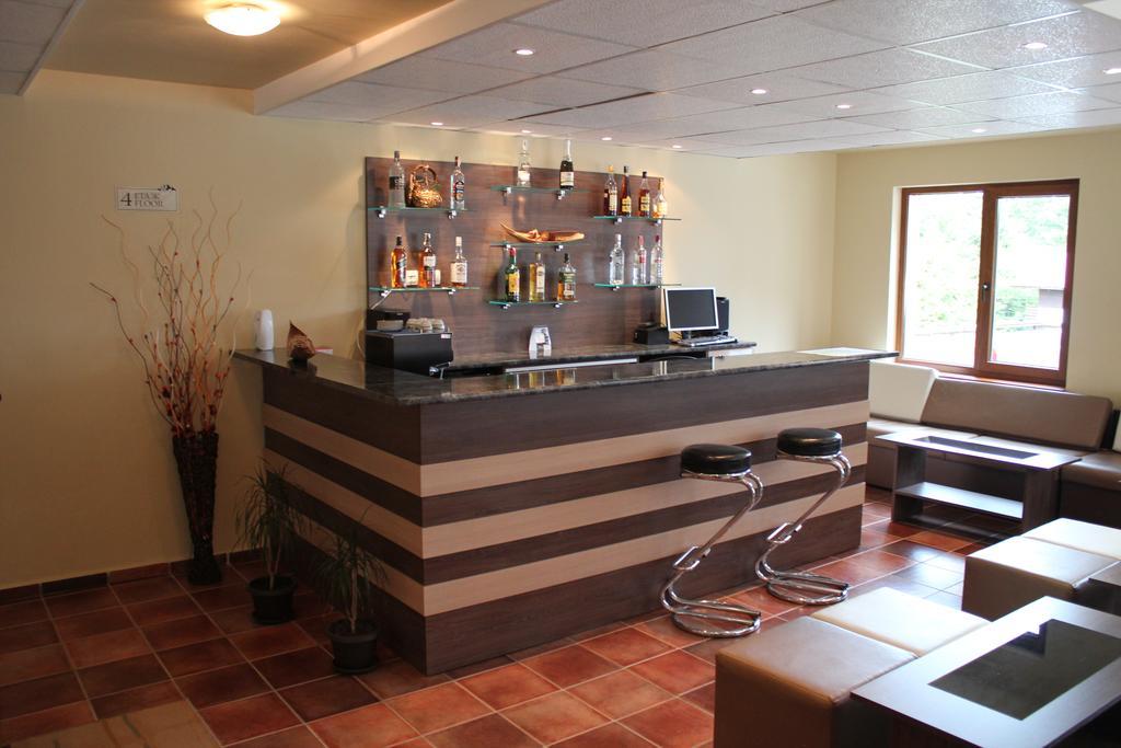 Nevada Aparthotel Pamporovo Ngoại thất bức ảnh