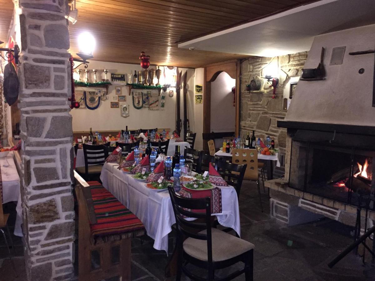 Nevada Aparthotel Pamporovo Ngoại thất bức ảnh